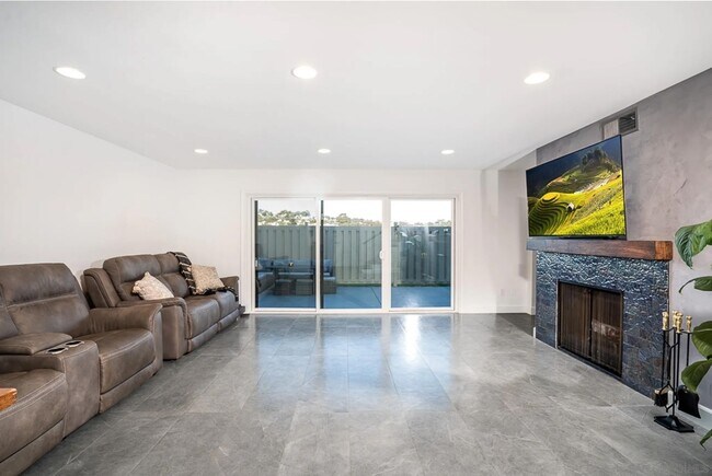 Building Photo - Amberwood