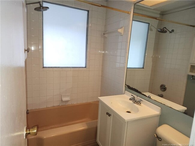 Building Photo - 612.5 Greenland Dr