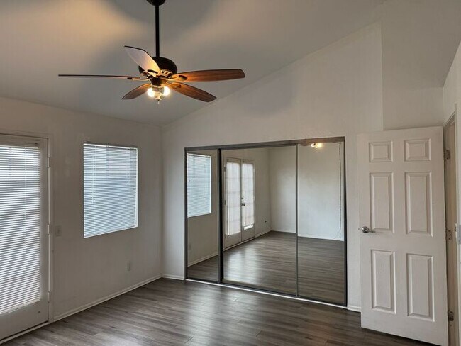 Building Photo - 2739 W Avenida Azahar