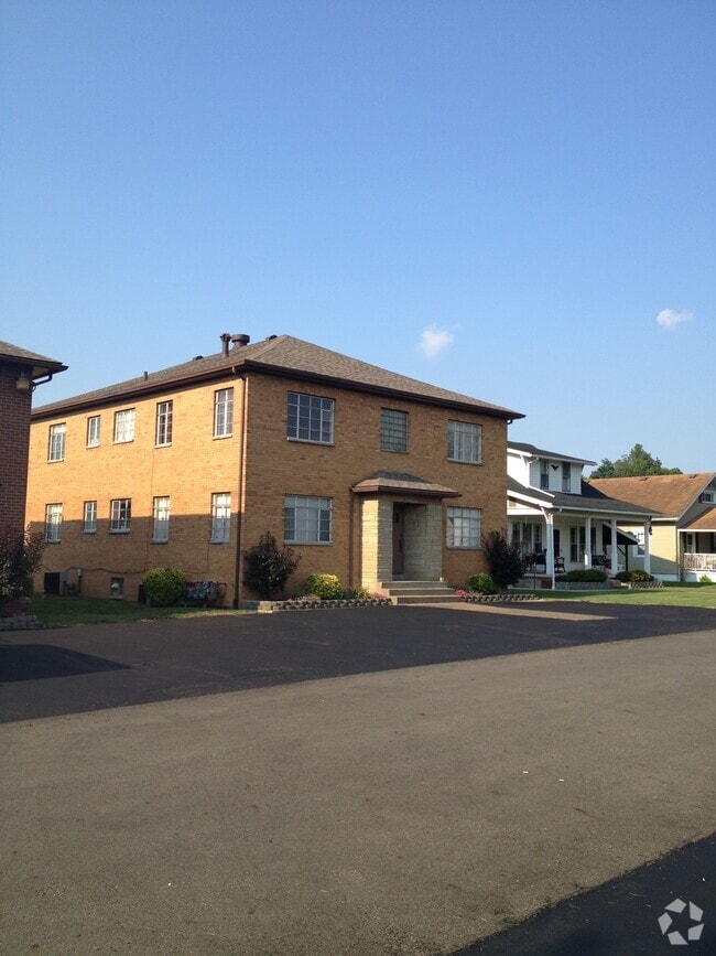 441 Dewey