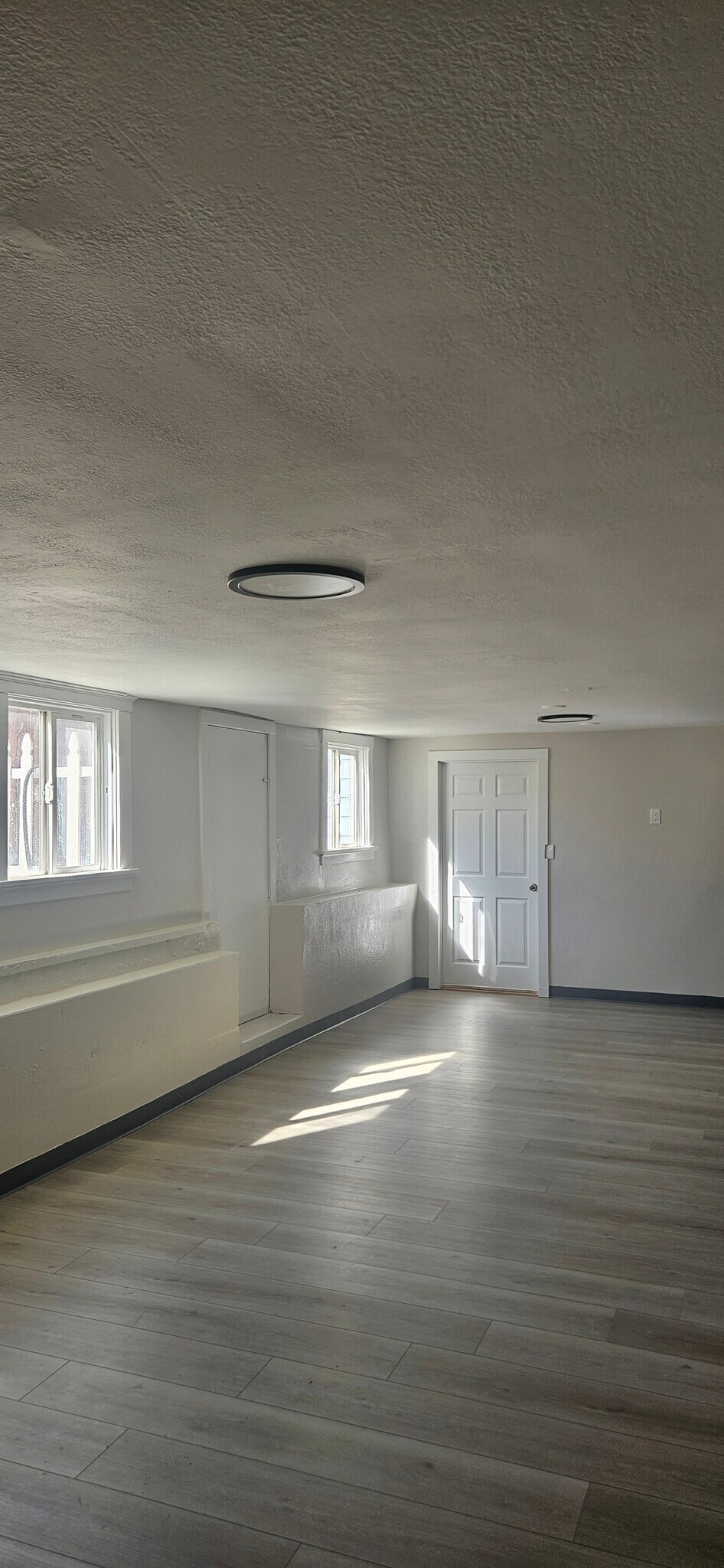 Building Photo - 455 Washington St