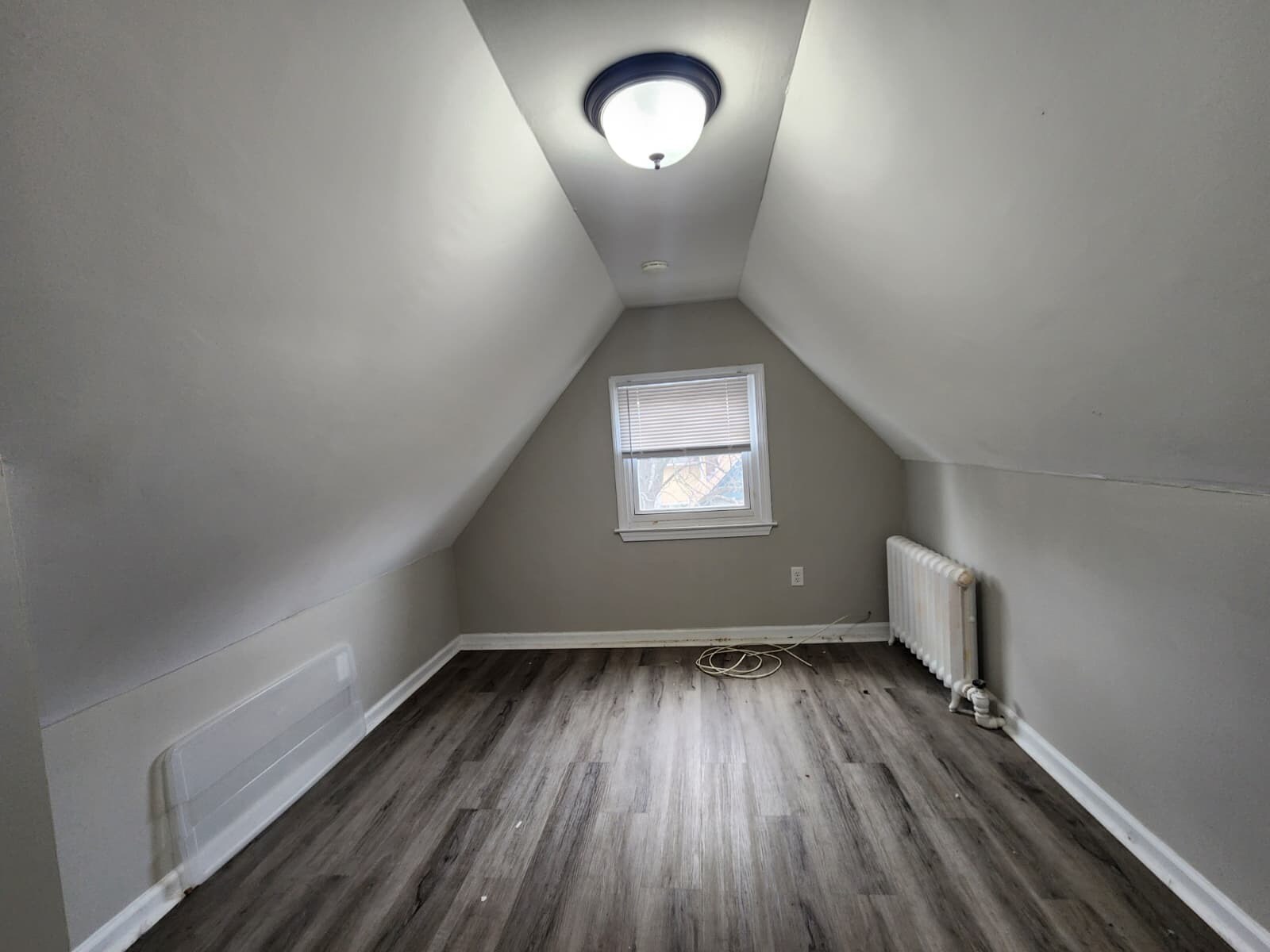 Building Photo - 515 Quinnipiac Ave