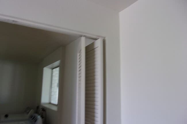 Building Photo - Great views on one acre.