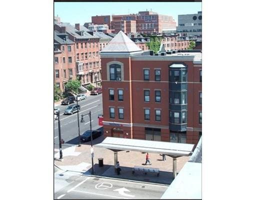 Building Photo - 123 Northampton St
