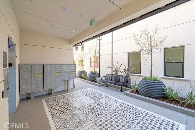 Building Photo - 160 N New Ave