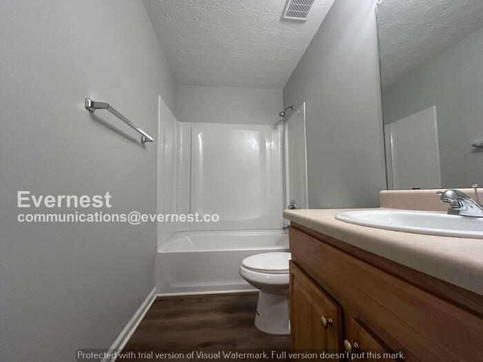 Building Photo - 3129 Far Emerald Land