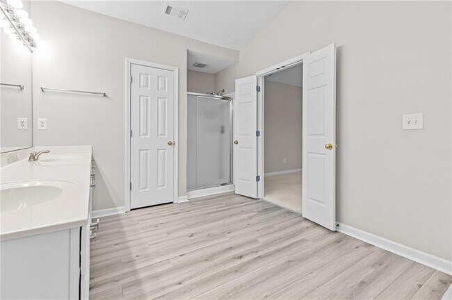 Building Photo - 11700 Bentham Ct