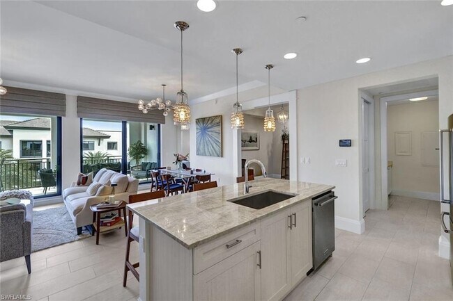 Building Photo - 1035 3rd Ave S