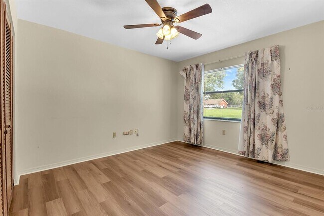 Building Photo - 907 Kristina Ct