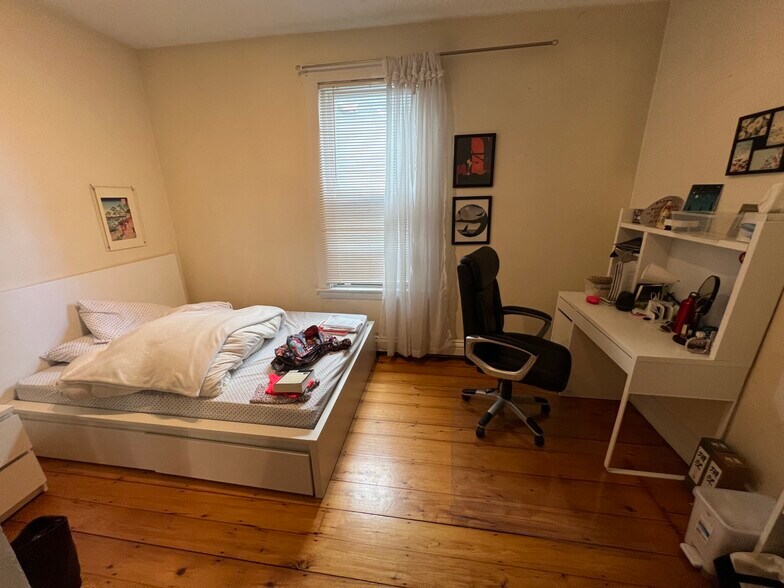 Building Photo - 507 Green St