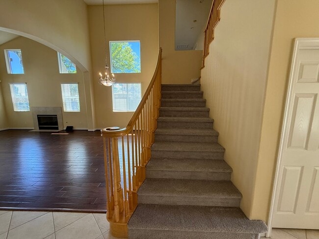 Building Photo - Luxury 5 Bedroom, 4.5 Bath Home in Otay Ra...