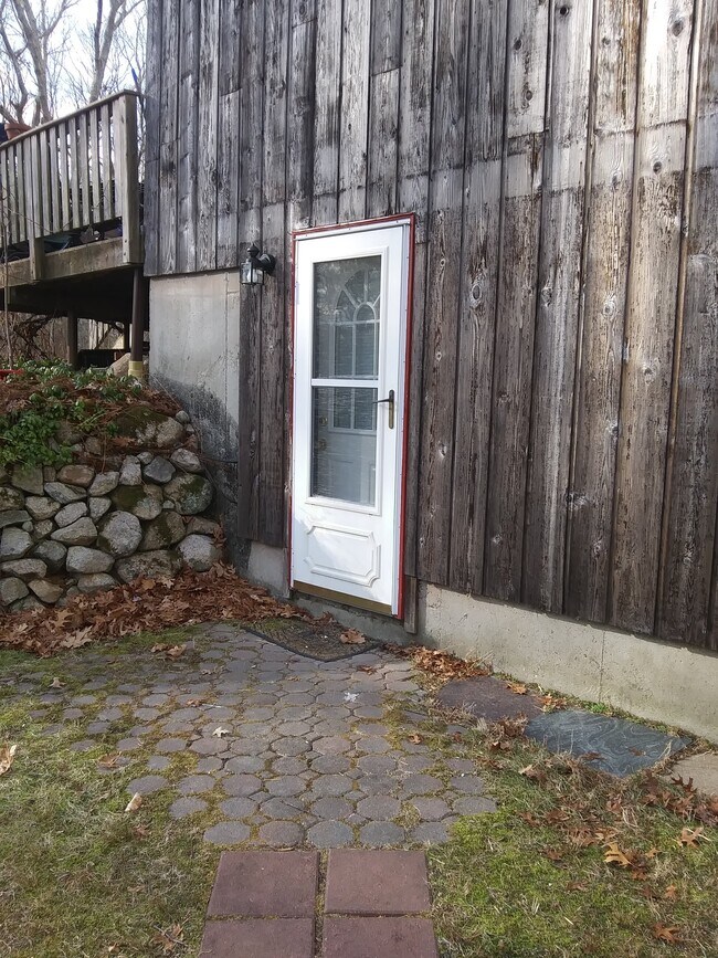 Primary Photo - 150 Estelle Dr