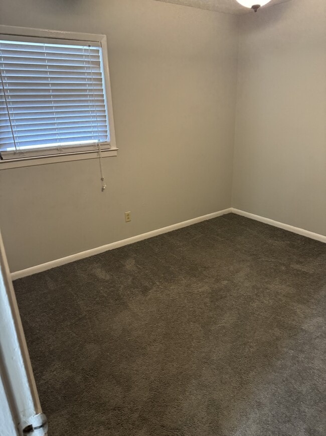 Building Photo - 3210 Tallywood Dr
