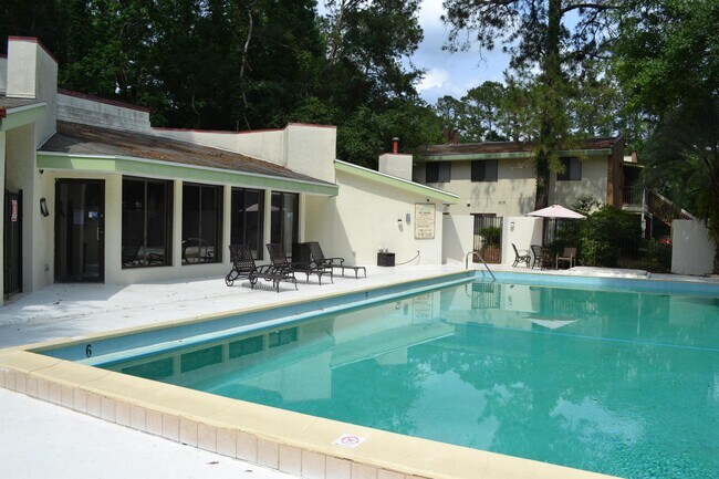 Building Photo - 317 Mabry St