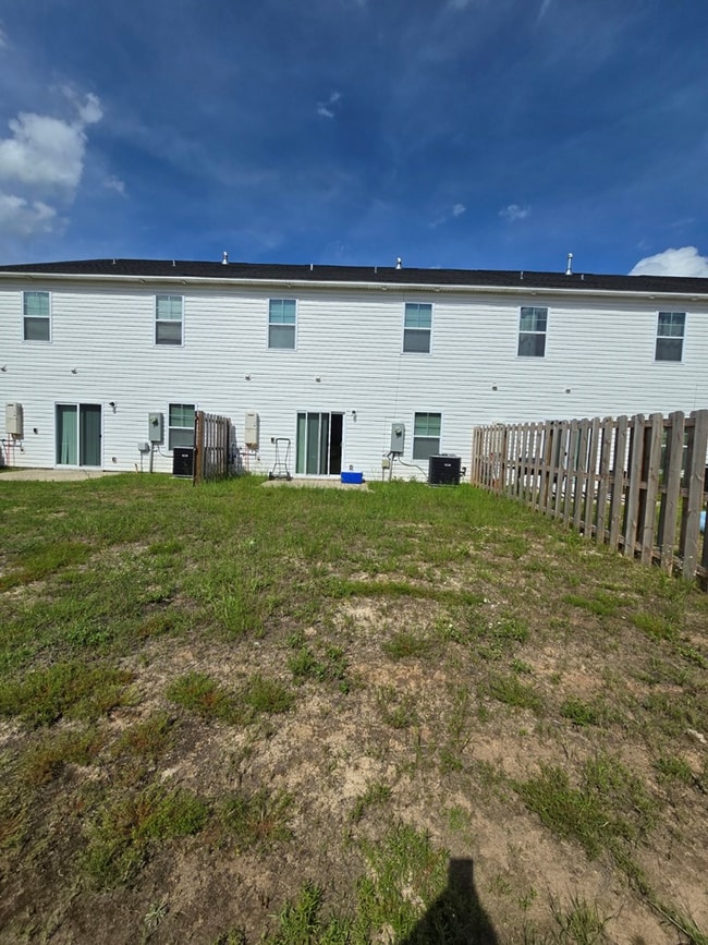 Building Photo - 1858 Payne Dr