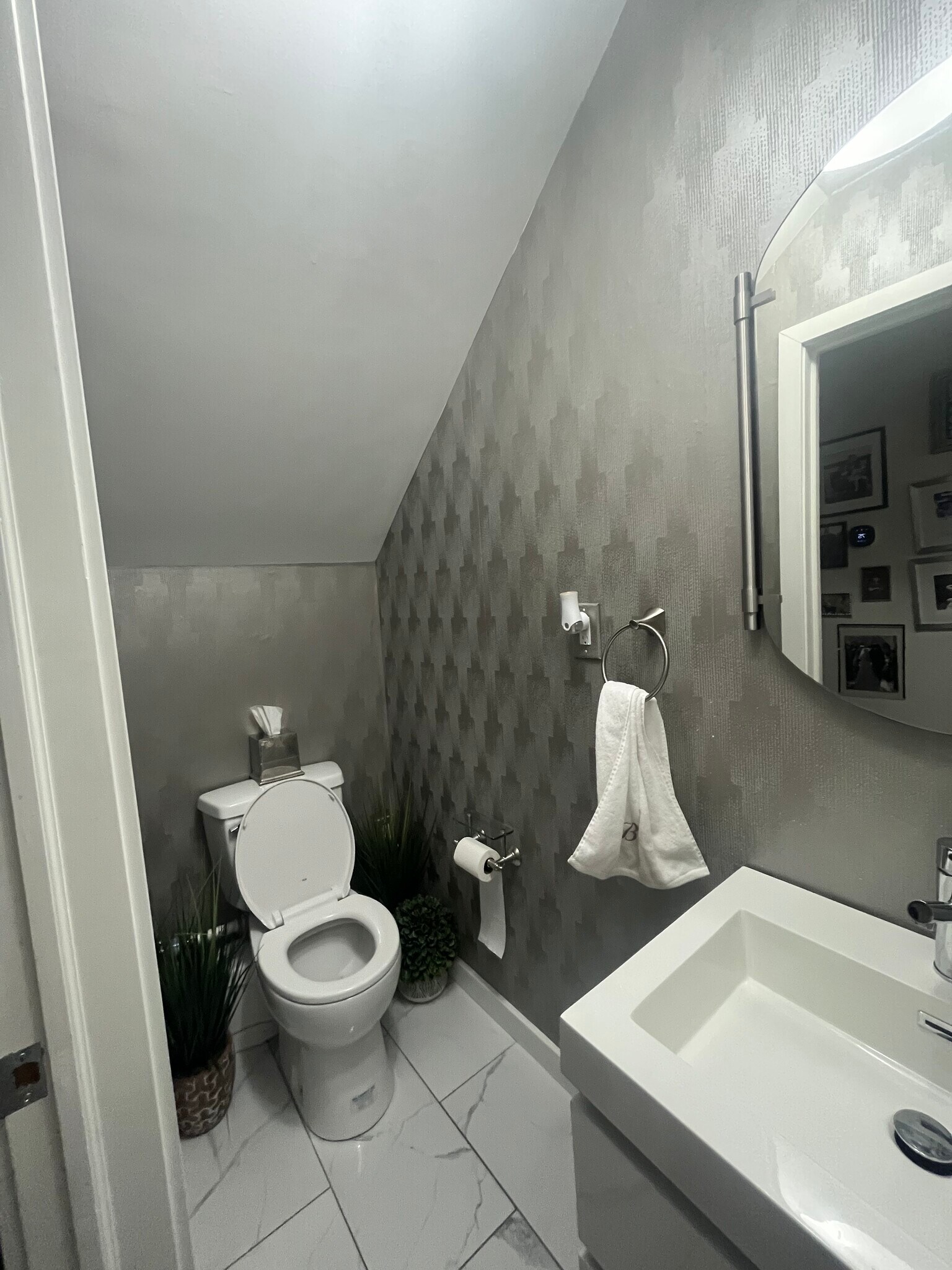 1st Floor Powder Room - 211 Brown St