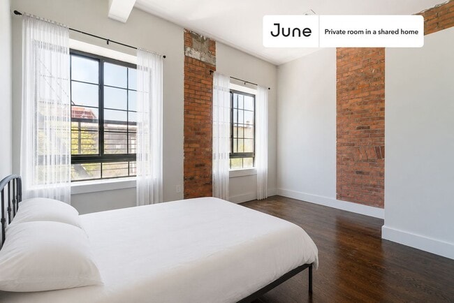 Building Photo - 281 Ellery St