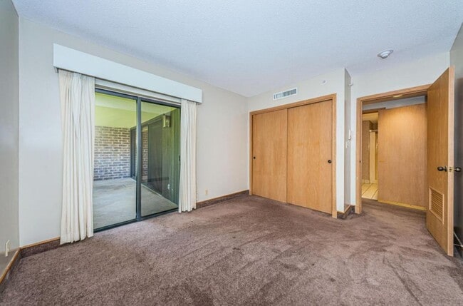 Building Photo - 36750 US Hwy 19 N