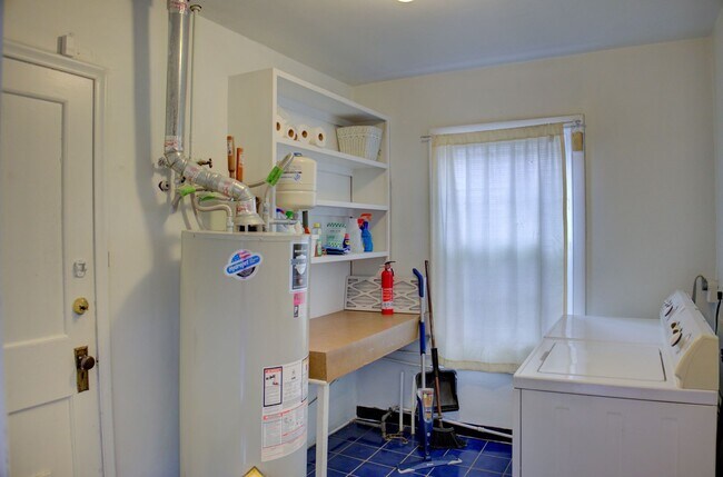 Building Photo - 3-bedroom, 2.5-bath home with mostly hardwood floors