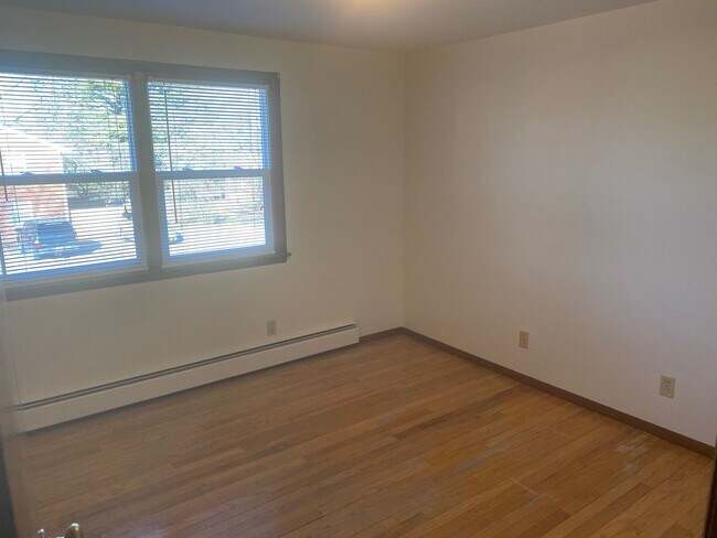 Building Photo - 109 O'Neil Dr