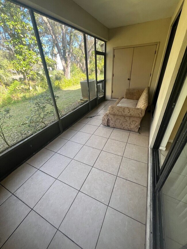 Building Photo - Cypress Trace Condo