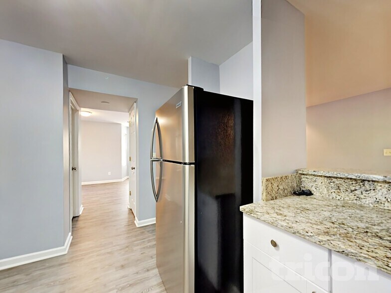 Building Photo - 3912 Laurel Bend Dr