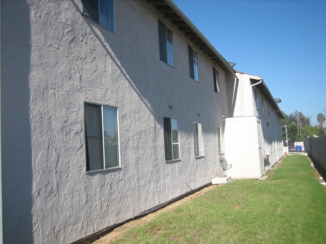 Building Photo - Bunker Hill Apartments