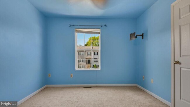 Building Photo - 11011 Coreys Way