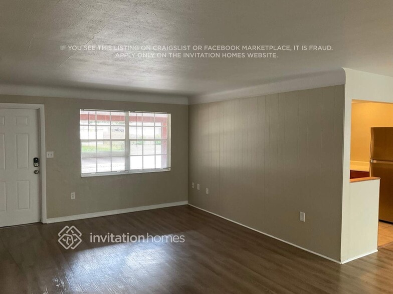 Building Photo - 2324 61st Way N