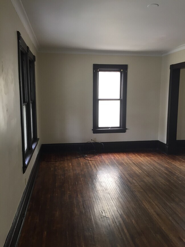 Building Photo - 2 Bed 1 Bath House Aurora's Tanner Histori...