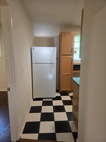 Building Photo - 419 Kinsey Blvd