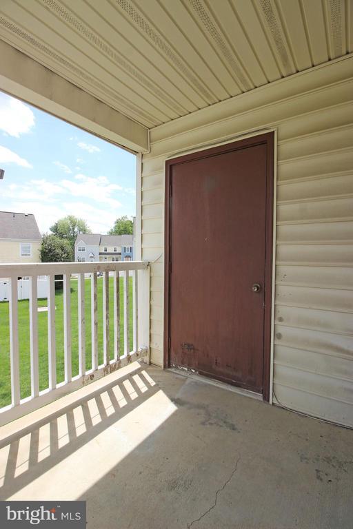 Building Photo - 102 Chesterfield Ln