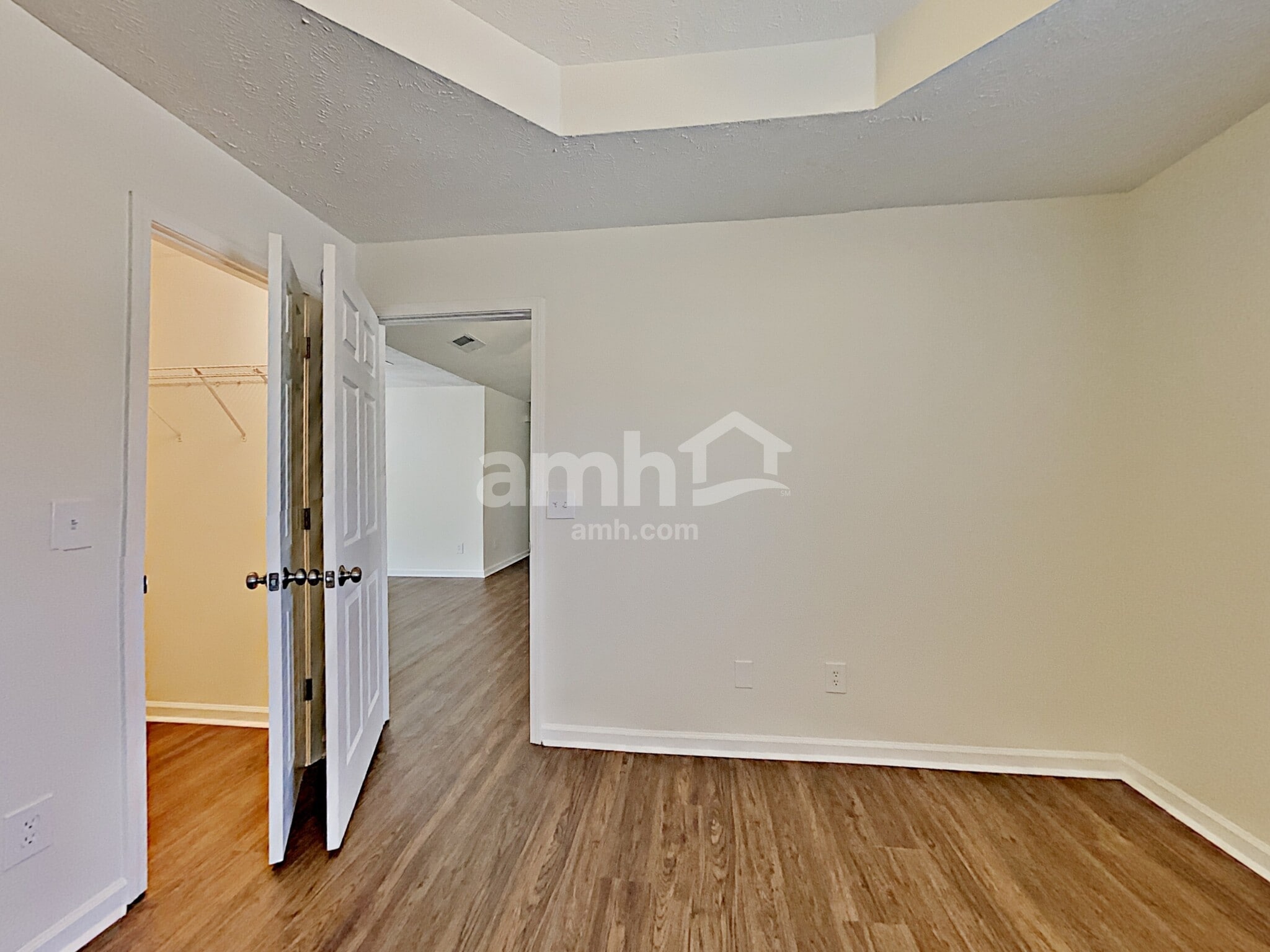 Building Photo - 1624 Jo Ann Dr
