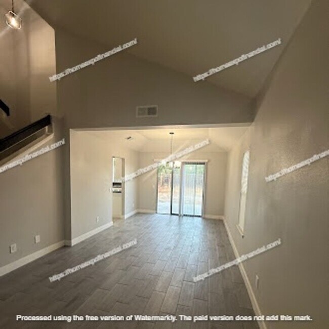 Building Photo - Nice Home For Rent