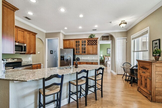 Building Photo - 2804 N Munro St