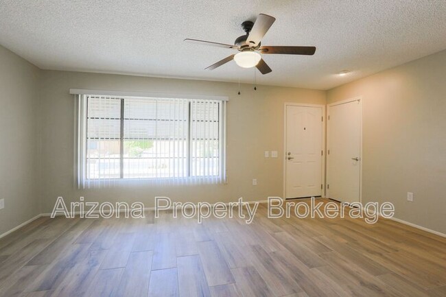 Building Photo - 14126 W Pennystone Dr