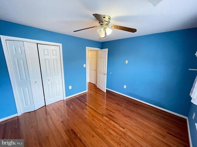 Building Photo - 11222 Bel Aire Ct