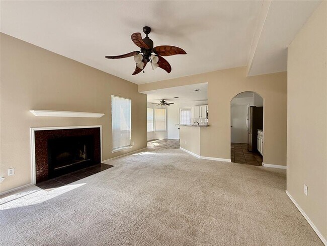 Building Photo - 1531 Arusha St