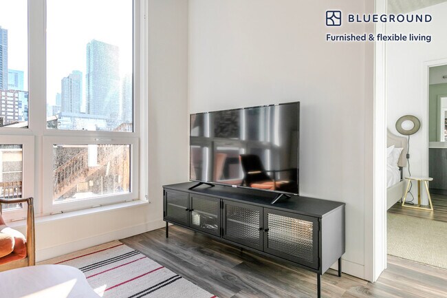 Building Photo - 61 W Erie St