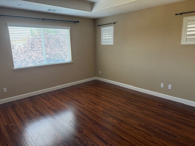 Building Photo - Wonderful North Village home with no rear ...