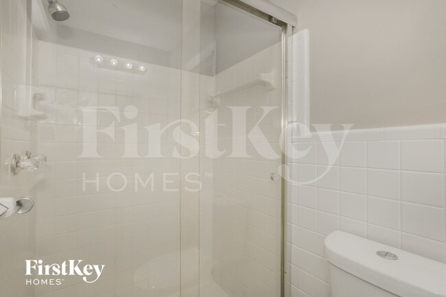 Building Photo - 1860 Gherry Dr