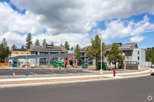 Building Photo - Azimuth 315