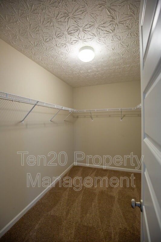 Building Photo - 6061 Townes Way