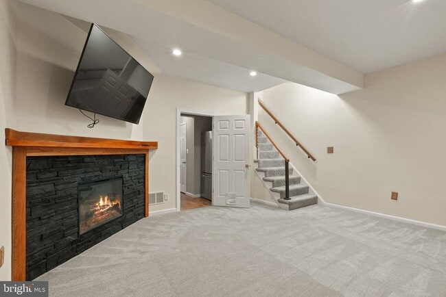 Building Photo - 3848 Brighton Ct
