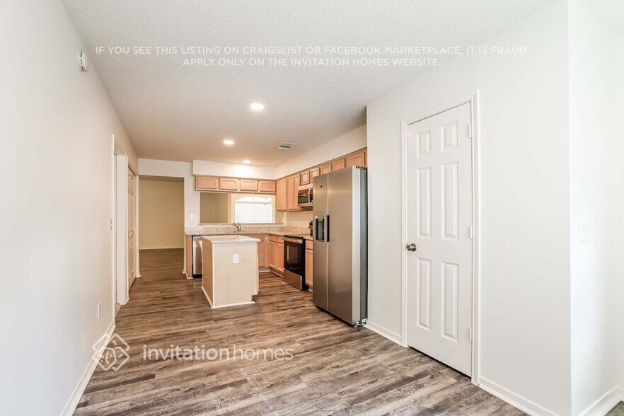 Building Photo - 5741 Forest Timbers Dr