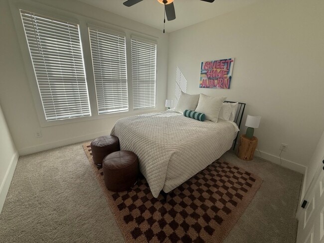 Building Photo - Northgate Townhome - Auburn