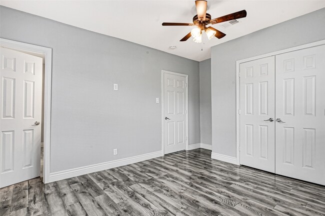 Building Photo - 8005 Wiggins St