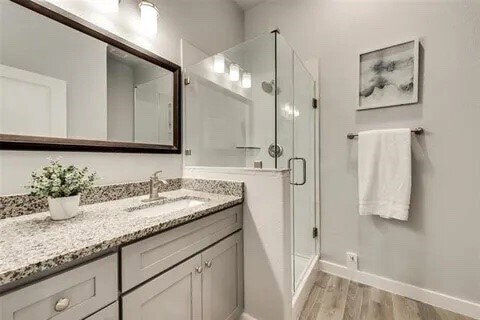 Building Photo - 5805 Rivendell Dr
