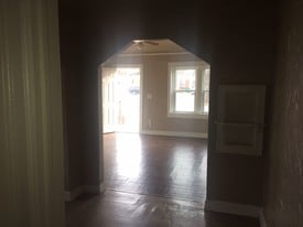 Building Photo - 1121 NW 28th St