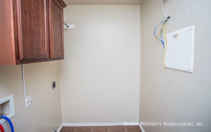 Building Photo - 6503 85th St